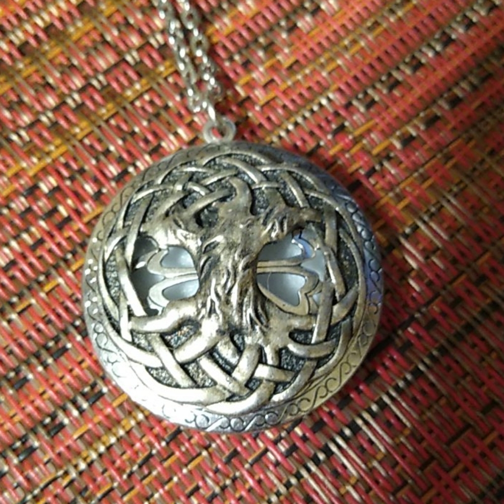 Celtic Tree of Life Aromatherapy Necklace